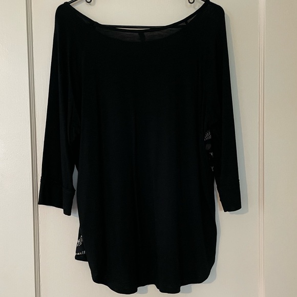 Black Top with Lace Detail, Size M - Picture 4 of 4